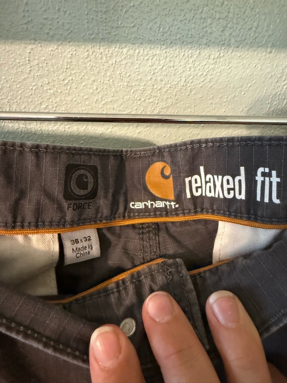 Carhartt Men's Charcoal Gray Cargo Pants Relaxed Fit Size 36x32 - Picture 3 of 10